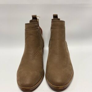 MIA Tan Vegan Leather Ankle Booties Size 8.5